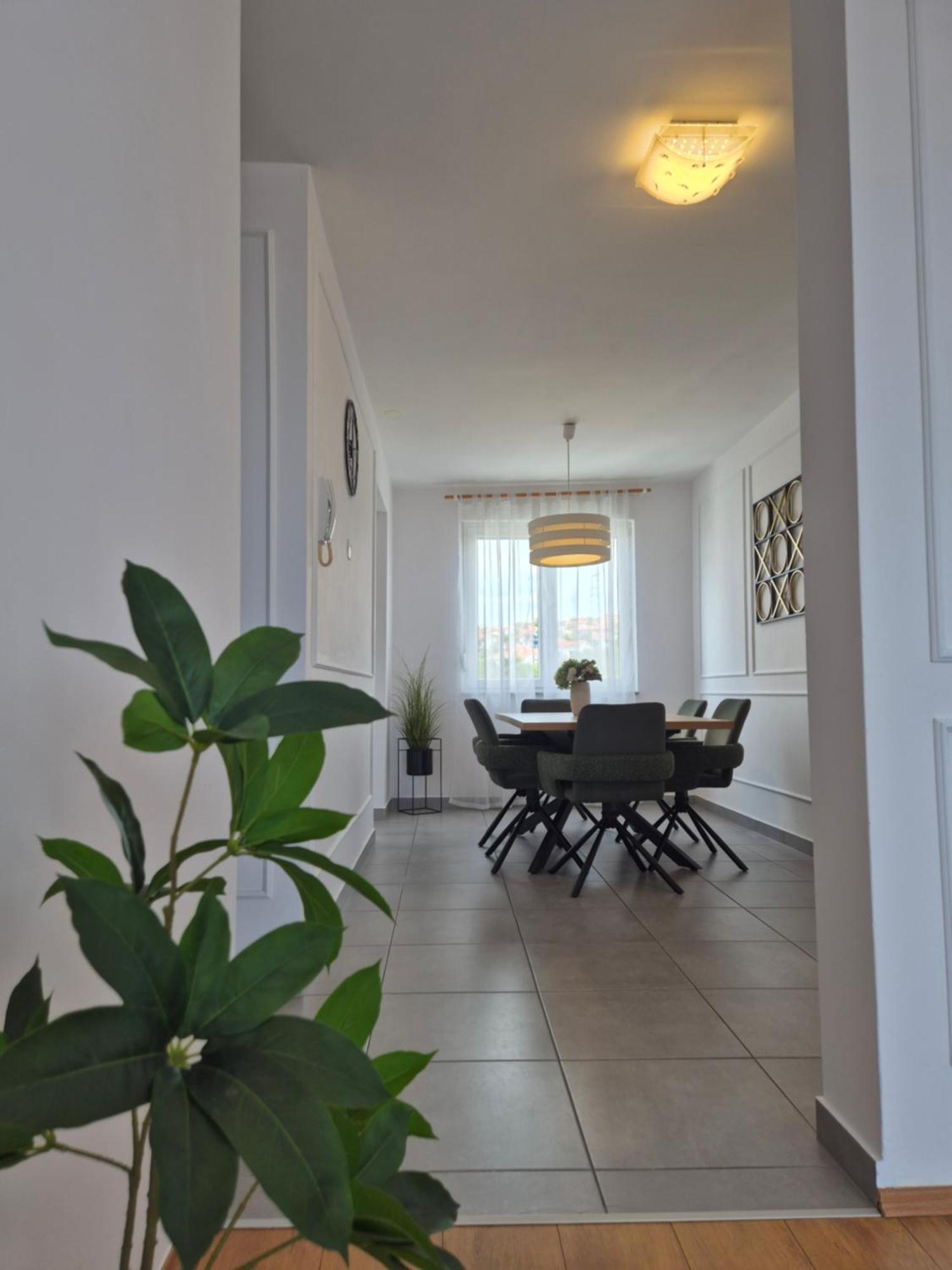 Victory Sea View Apartment Rijeka Ngoại thất bức ảnh
