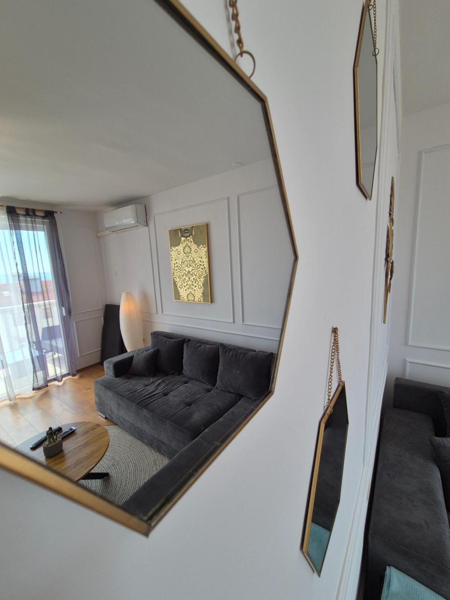 Victory Sea View Apartment Rijeka Ngoại thất bức ảnh