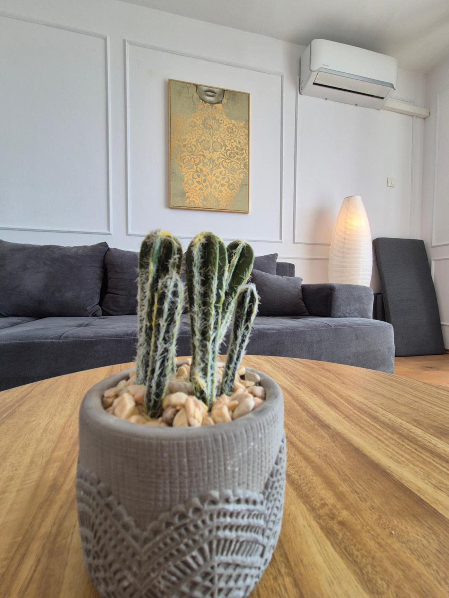 Victory Sea View Apartment Rijeka Ngoại thất bức ảnh