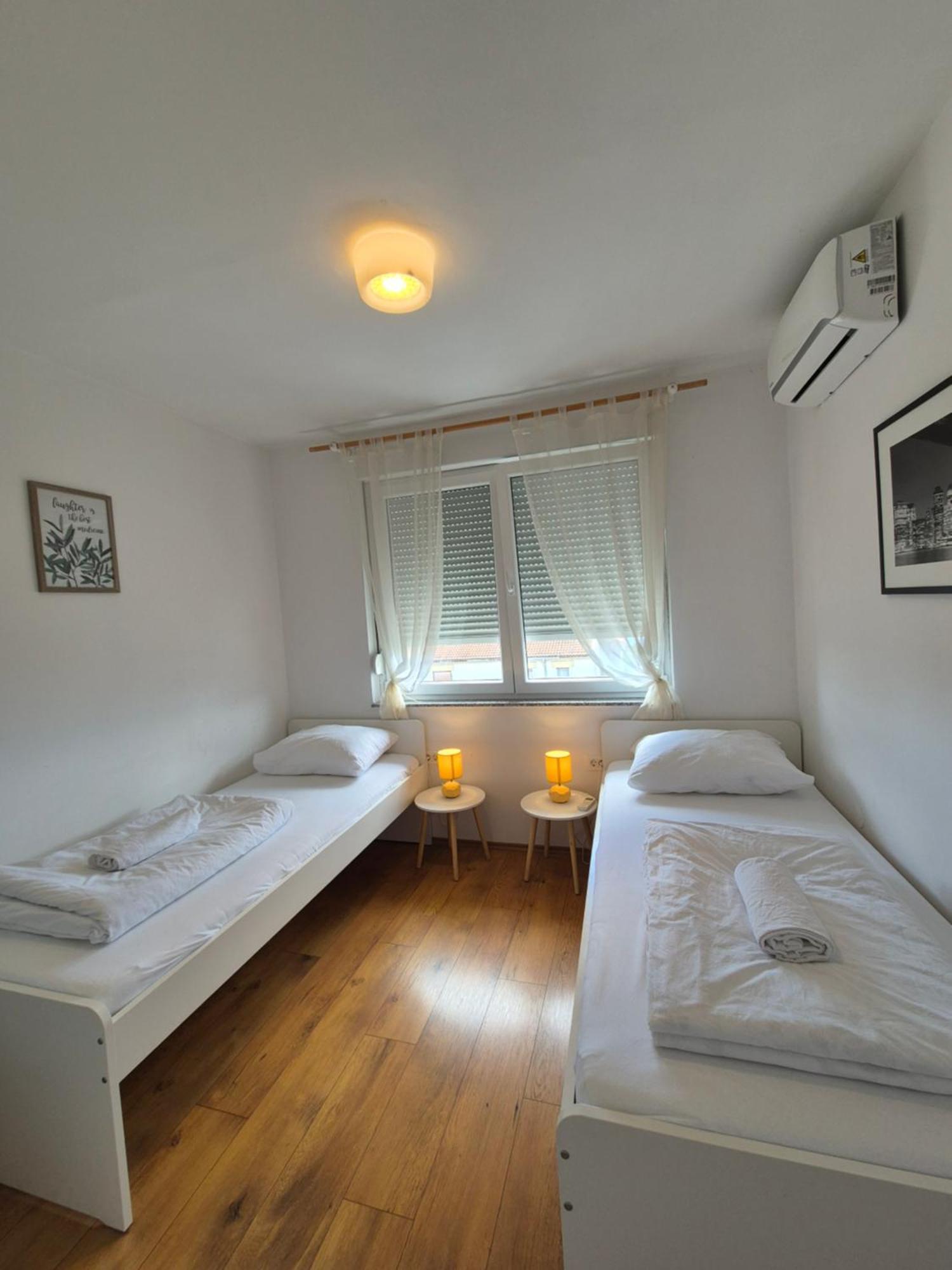 Victory Sea View Apartment Rijeka Ngoại thất bức ảnh