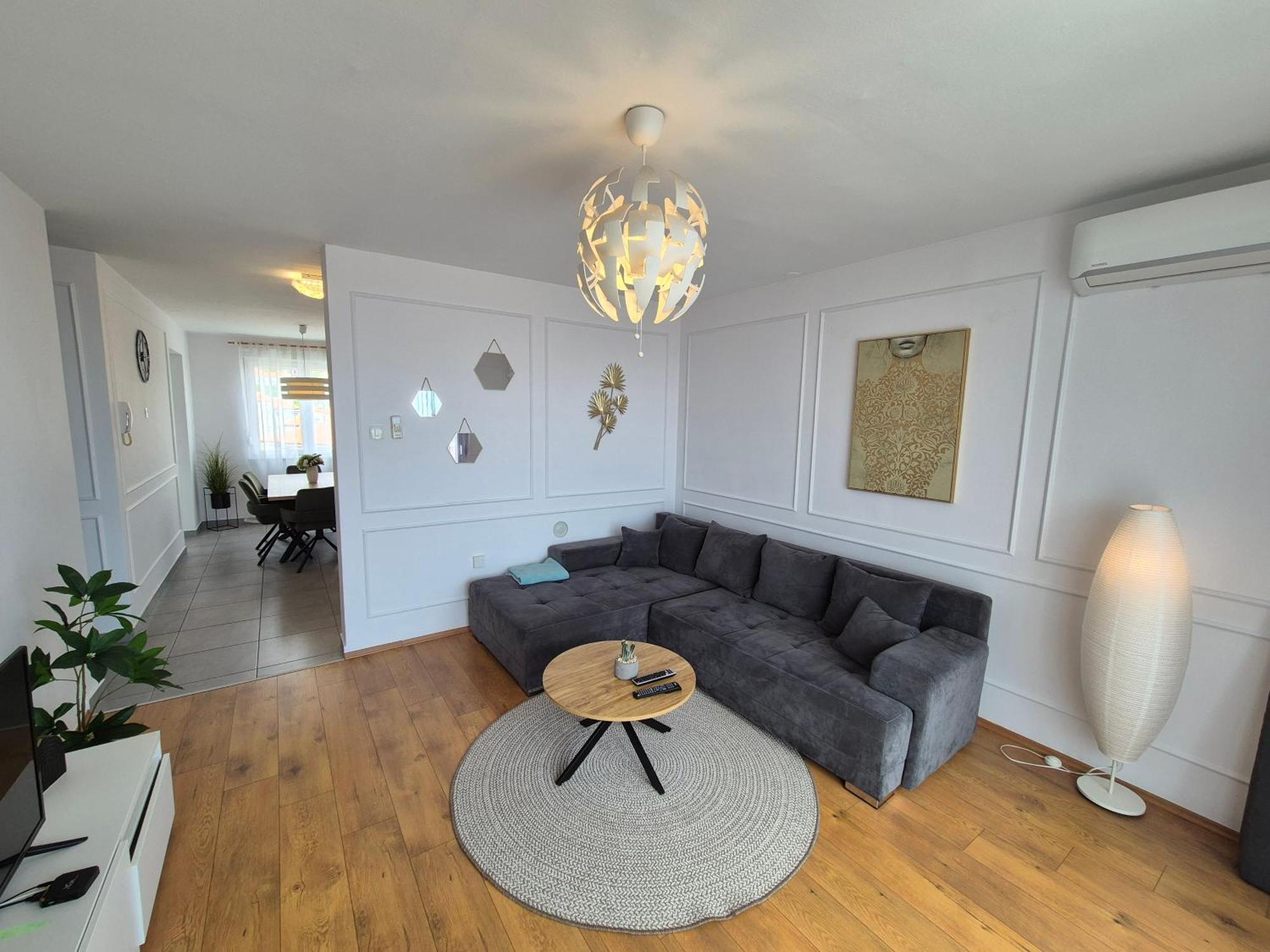Victory Sea View Apartment Rijeka Ngoại thất bức ảnh